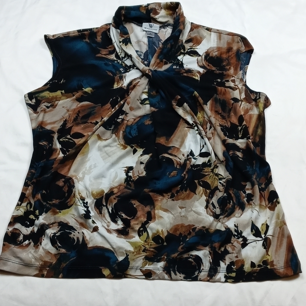 Worthington stretch large sized sleeveless top